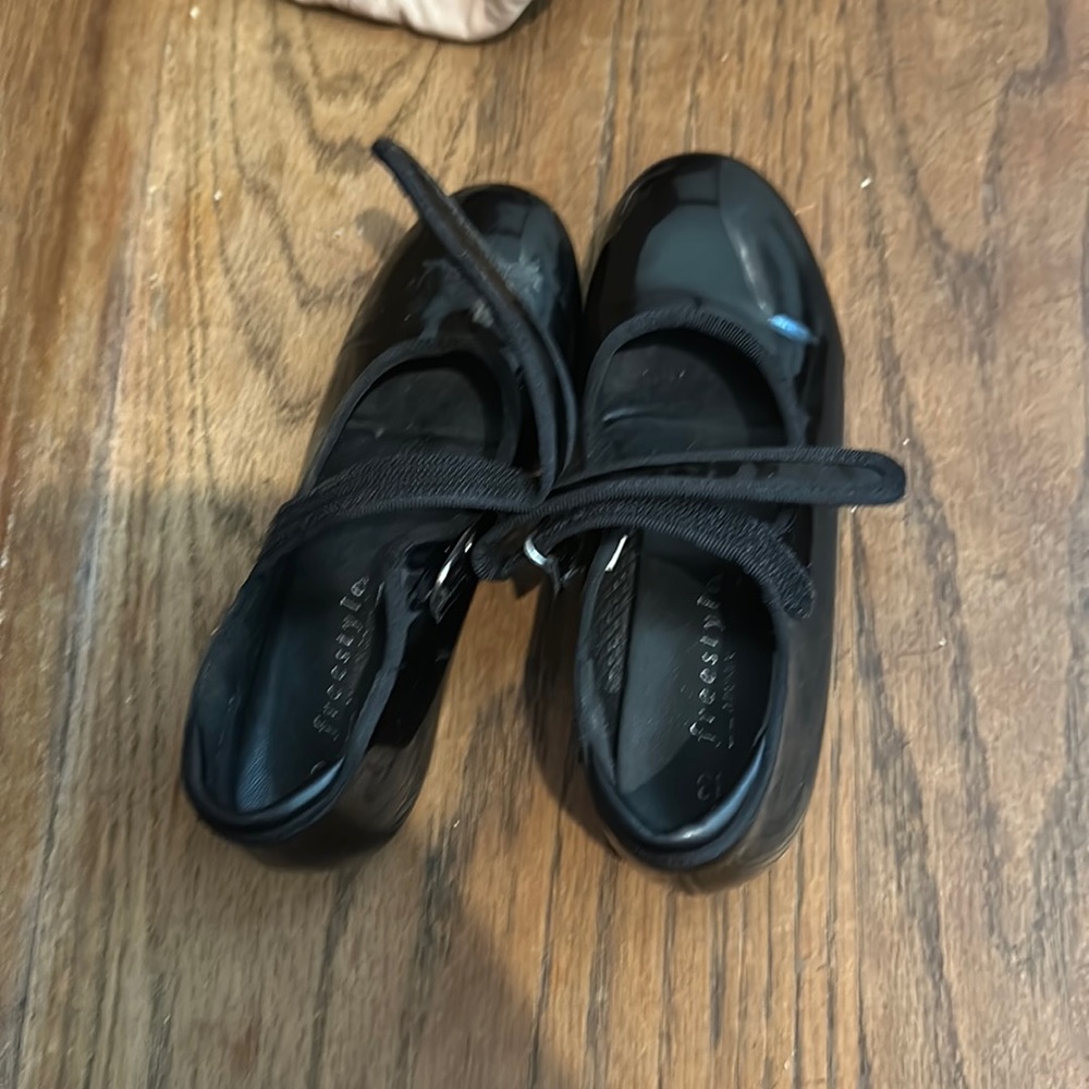 Size 13 tap shoes